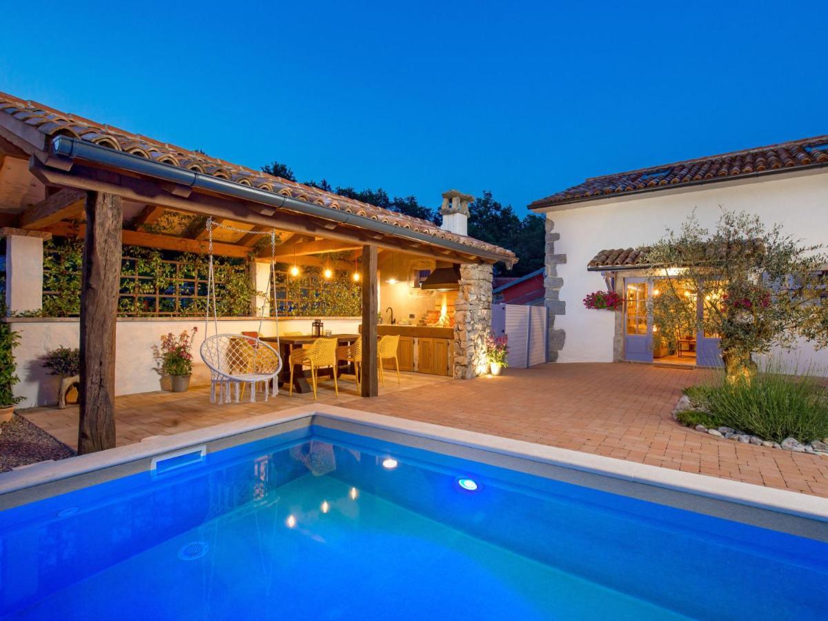 Holiday Home Villa Antonio By Interhome Jurdani Exterior foto